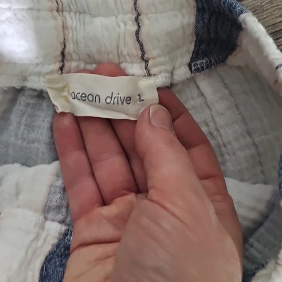 Ocean Drive High Waist Blue and White Shorts - Picture 2 of 2